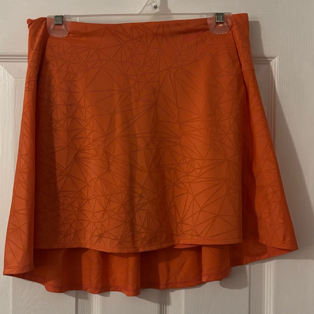 NWOT Nike High-Low Skort in Vibrant Salmon